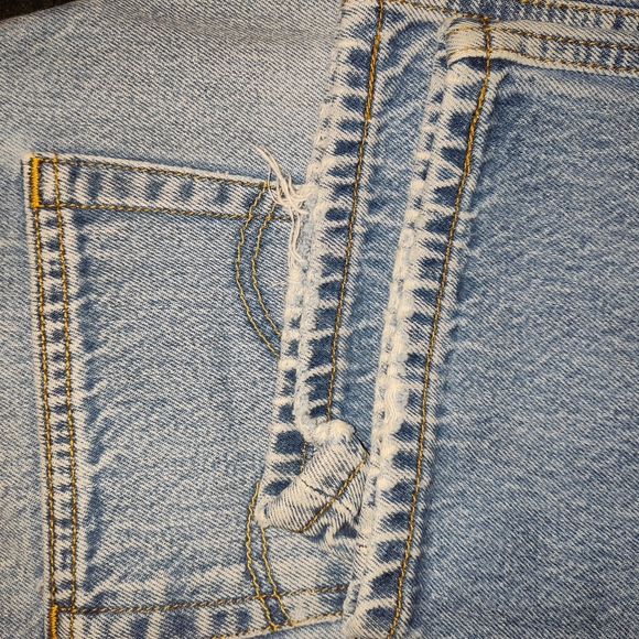 Levi's Jeans - Picture 9 of 14